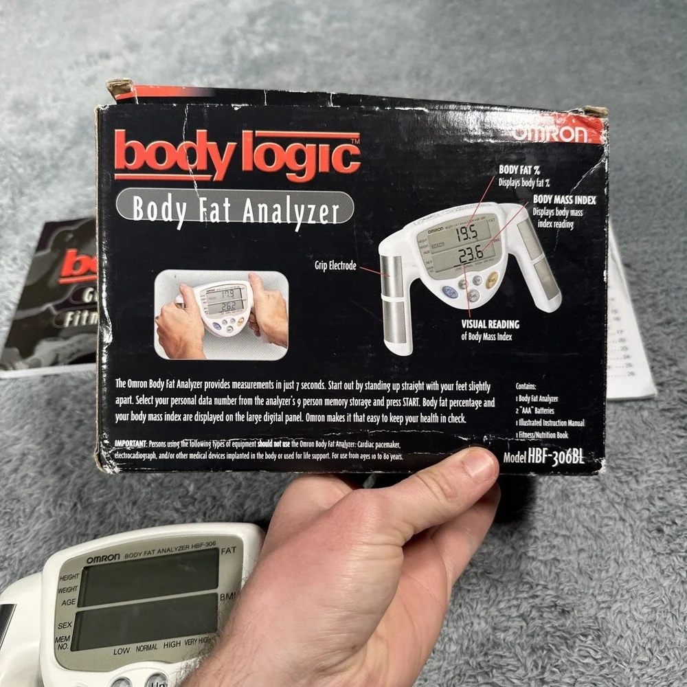Omron Weight/Fat Loss Monitor HBF-306BL Hand Held BMI Body Mass Index White 306